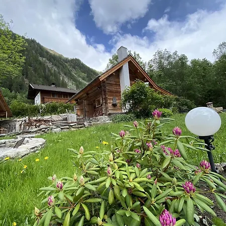 Romantikchalet Chalet Flattach