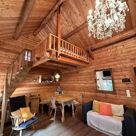 Romantikchalet Flattach